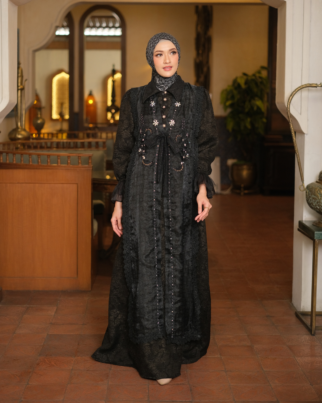 SHAVEENA DRESS - BLACK