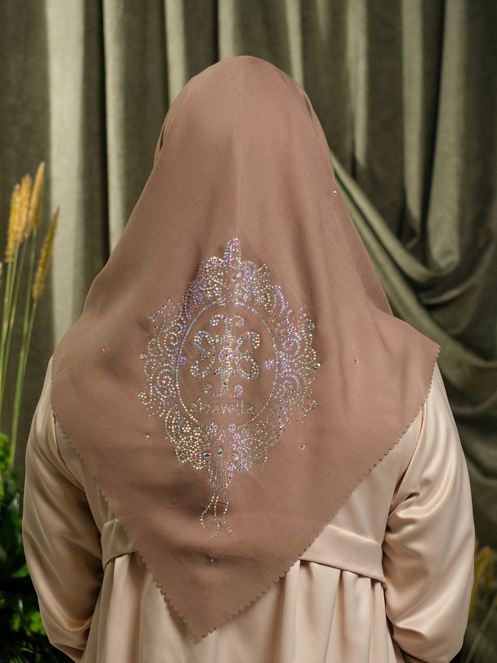 ELVARA KRISTAL SCARF - MOCA