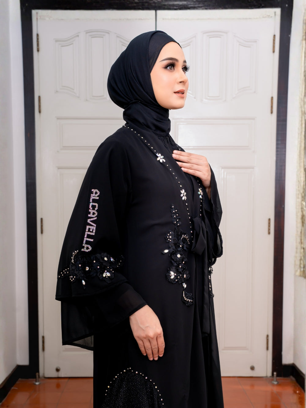 NADEEYA ABAYA - BLACK