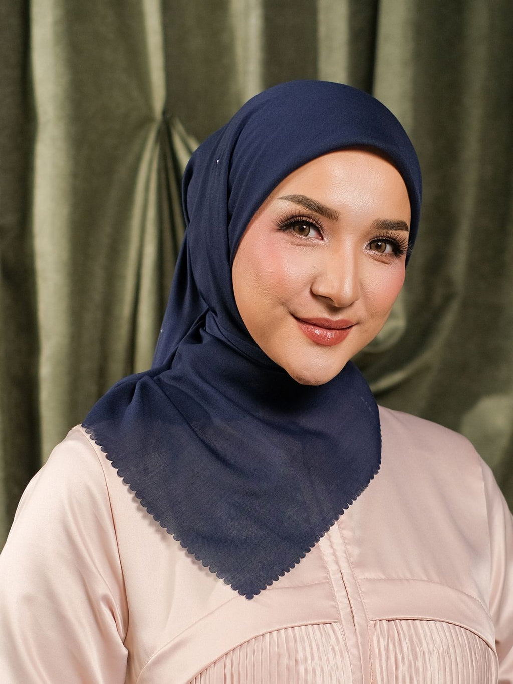 ELVARA KRISTAL SCARF - NAVY