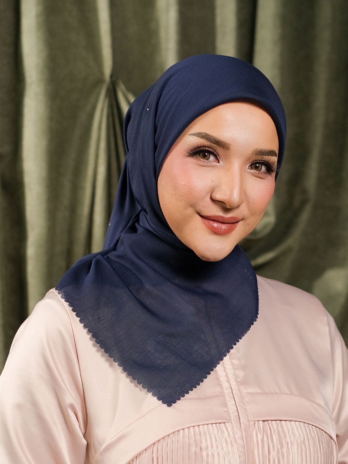 ELVARA KRISTAL SCARF - NAVY