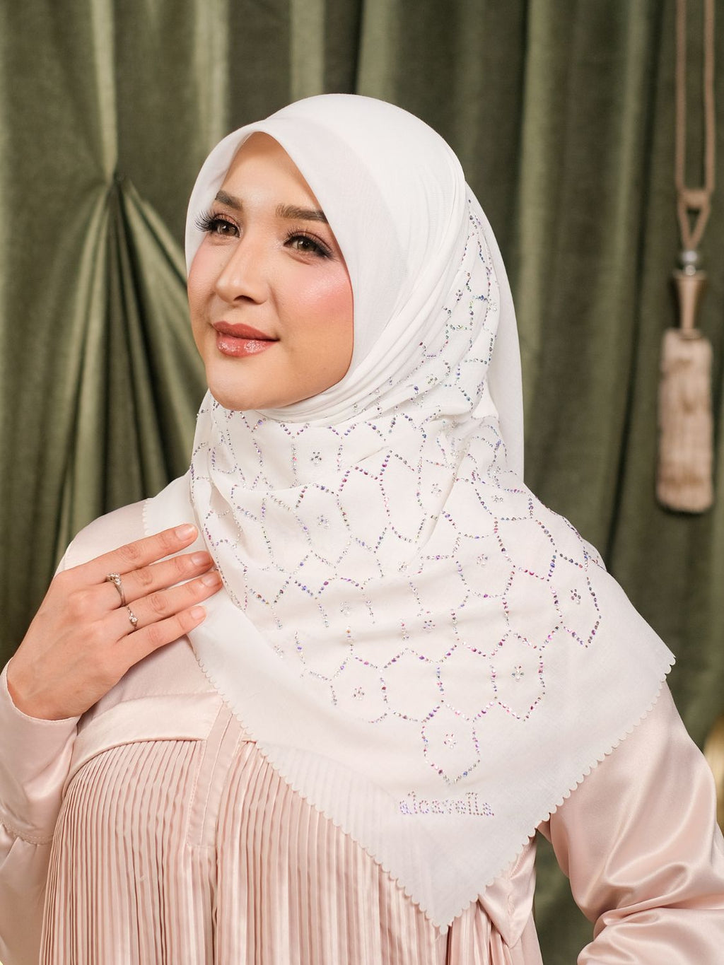 ZELIAA KRISTAL SCARF - BROKENWHITE