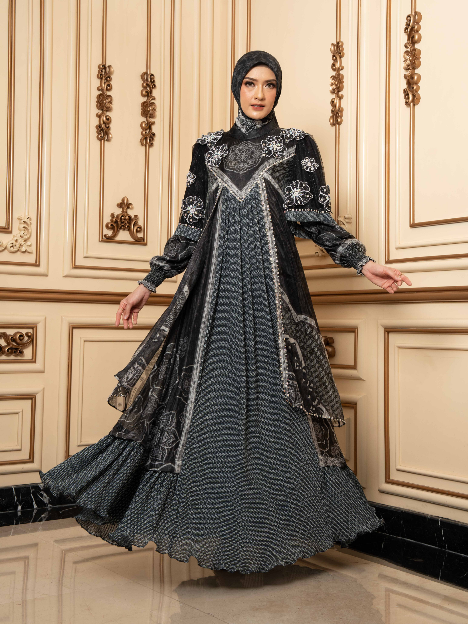 ZAVIERA DRESS - BLACK