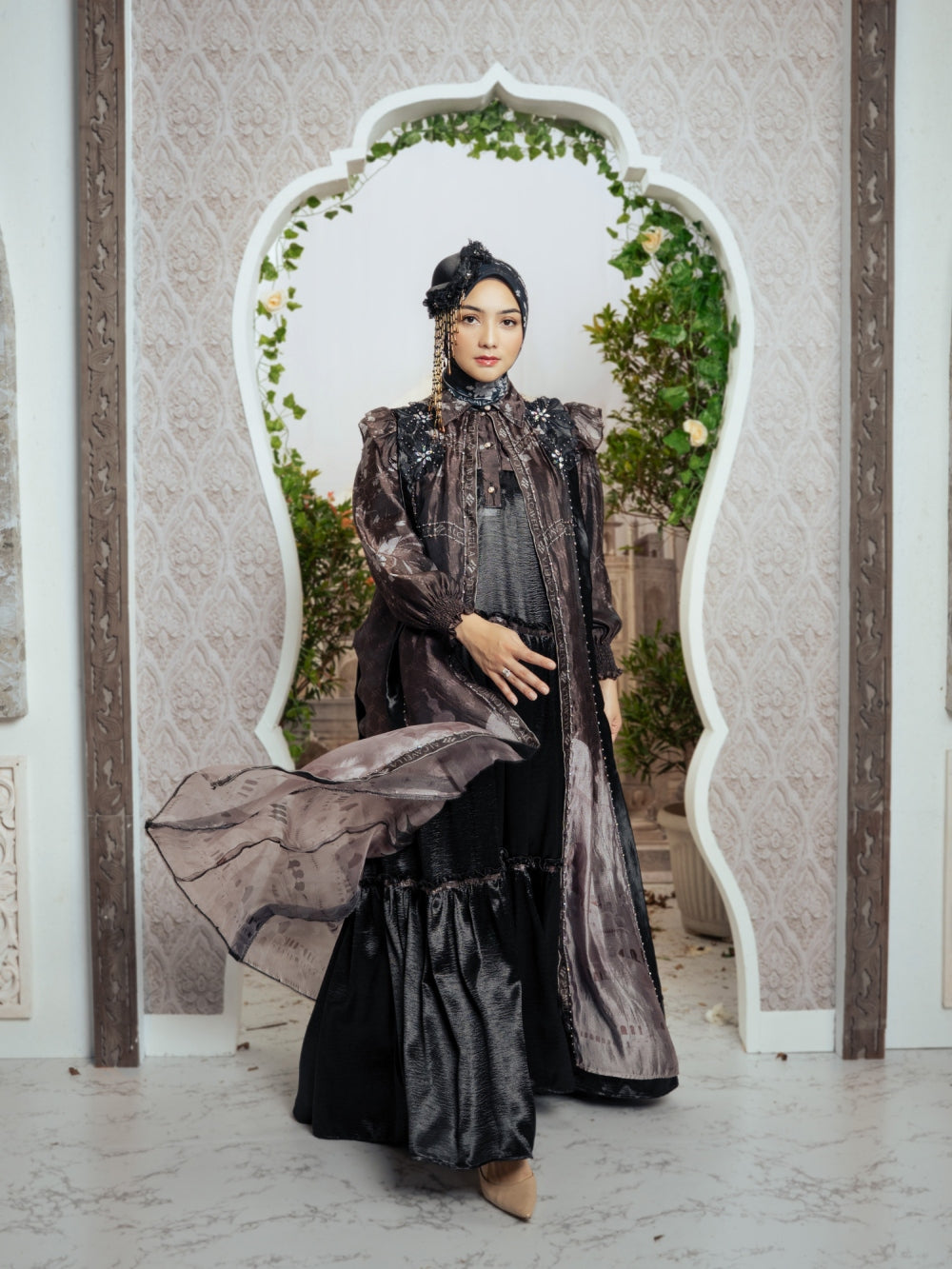 MAHEERA DRESS - BLACK