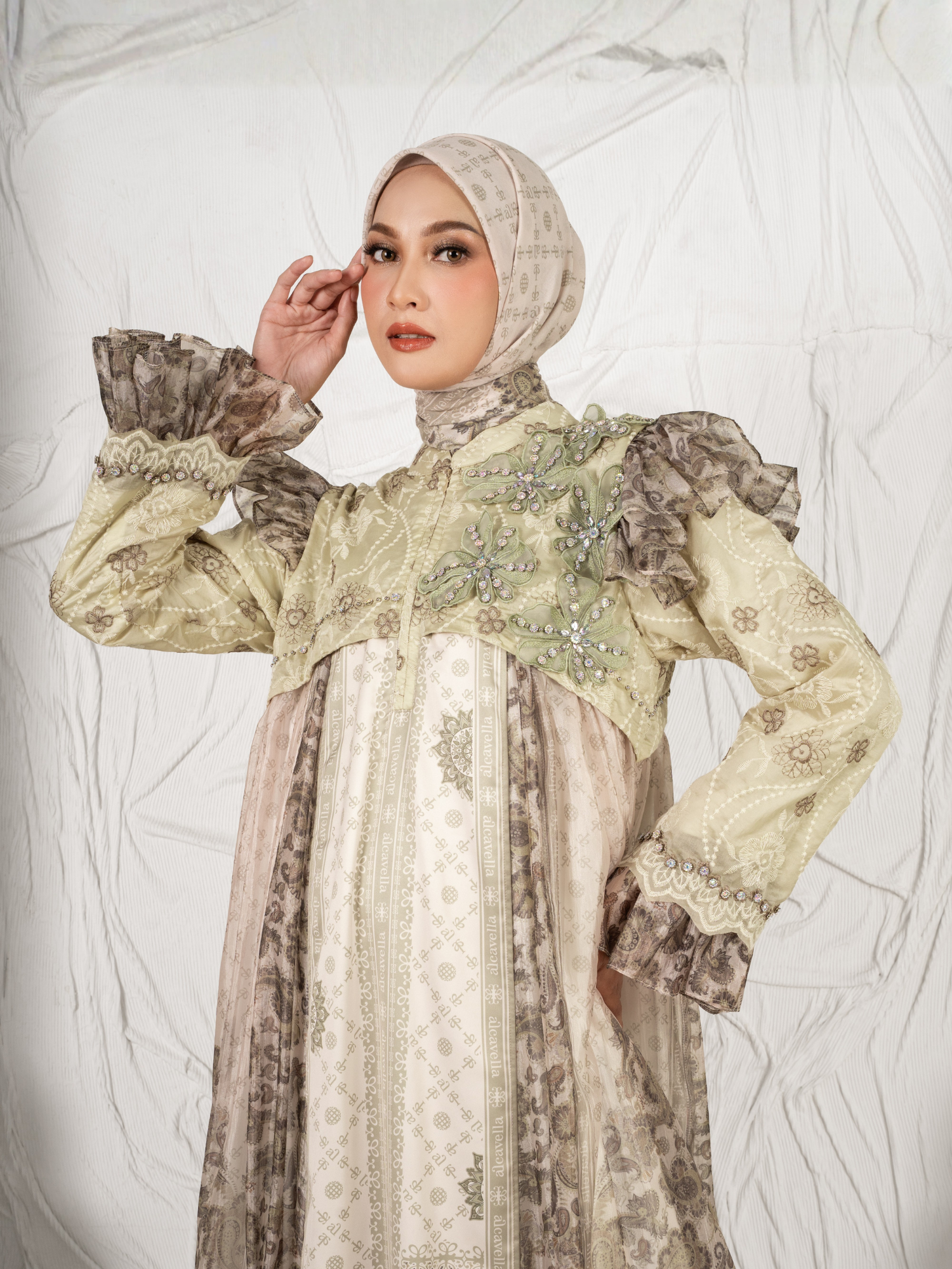 ZARELIA LACE DRESS - SAGE GREEN