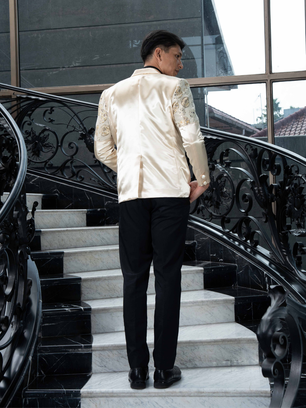 ZYVANNA BLAZER - BUTTERYELLOW