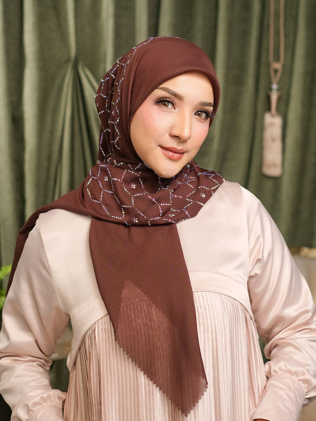 ZELIAA KRISTAL SCARF - MAHOGANY