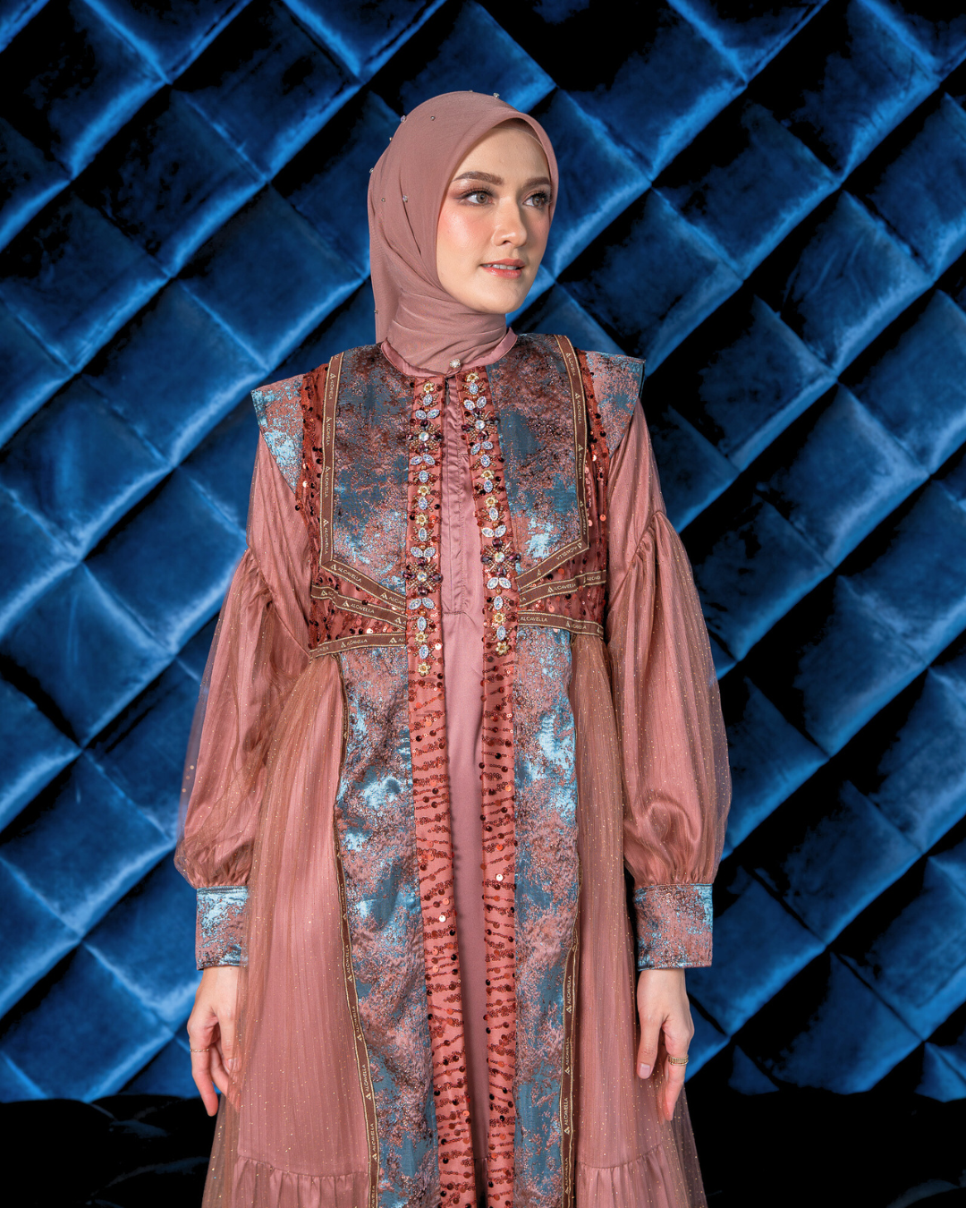 SHARADIVA DRESS - CREAM