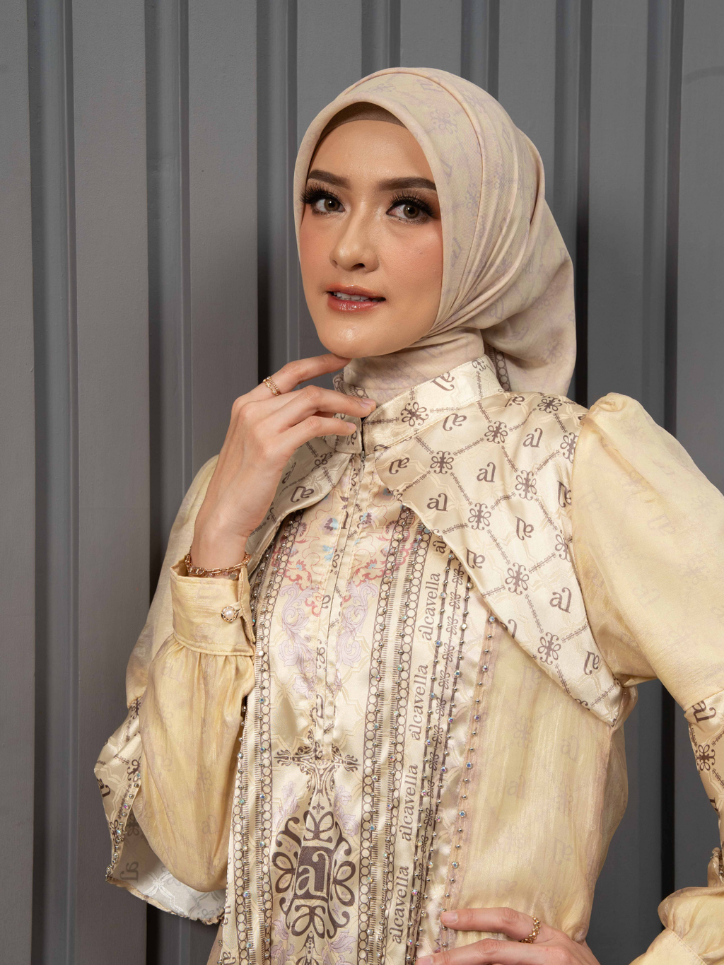 AYNARAA DRESS - BUTTERYELLOW