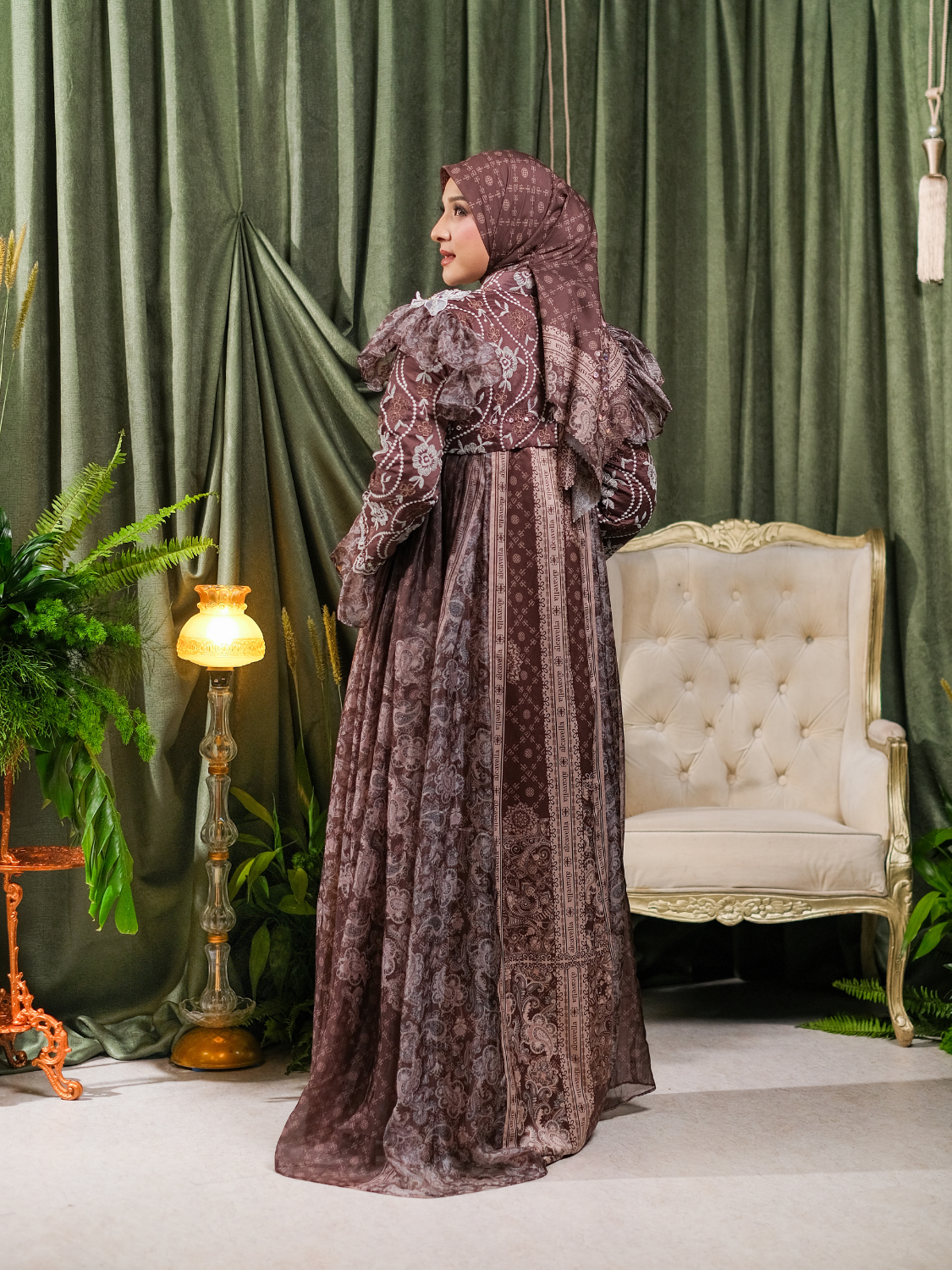 ZARELIA LACE DRESS - MAHOGANY