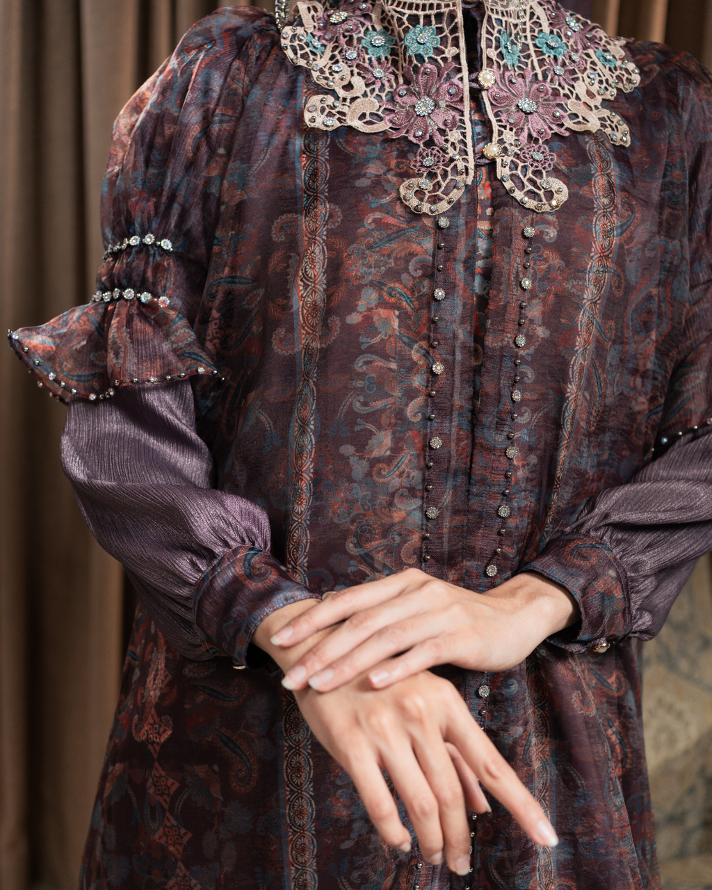 ZAURA LYRAA DRESS - TAUPE