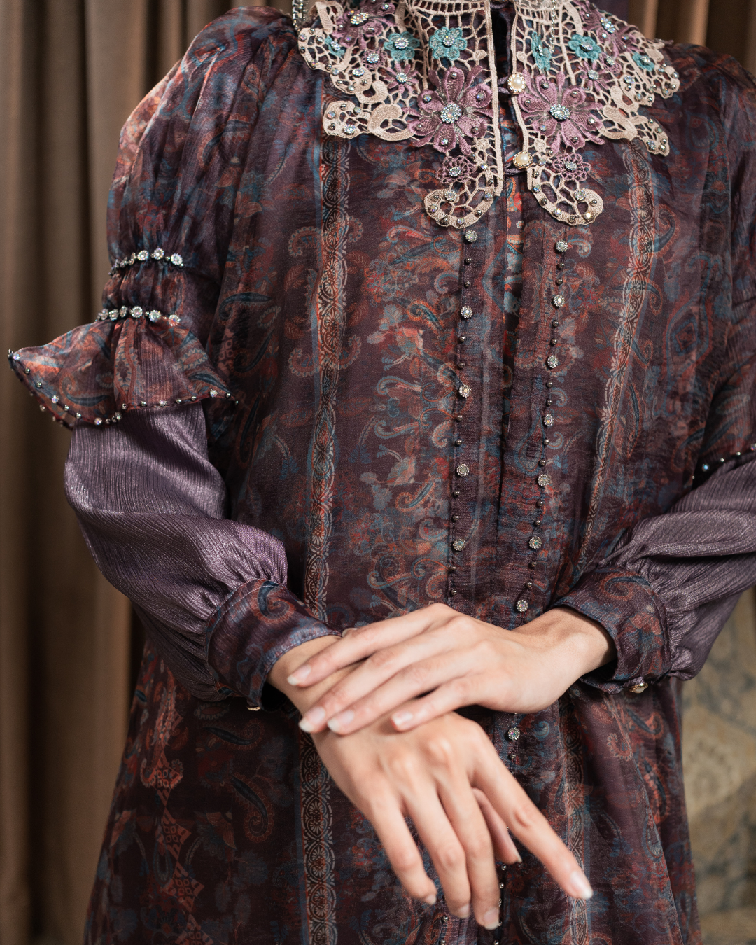 ZAURA LYRAA DRESS - TAUPE