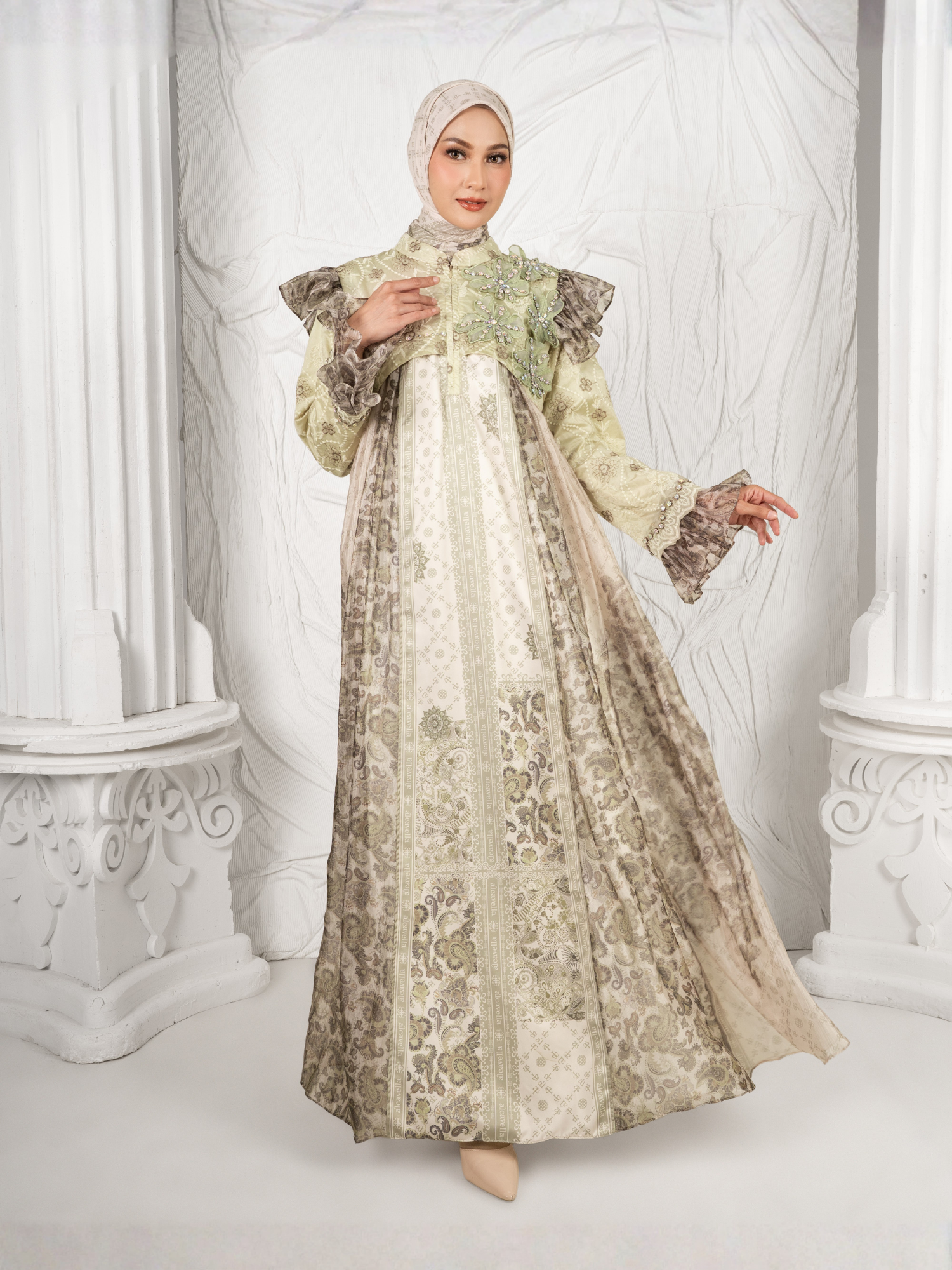 ZARELIA LACE DRESS - SAGE GREEN