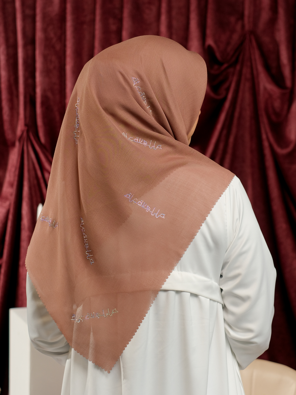 MEYSHAA KRISTAL SCARF - BROWN