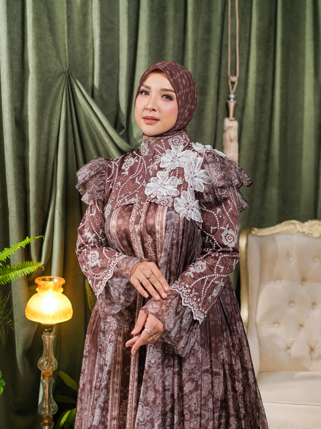 ZARELIA LACE DRESS - MAHOGANY