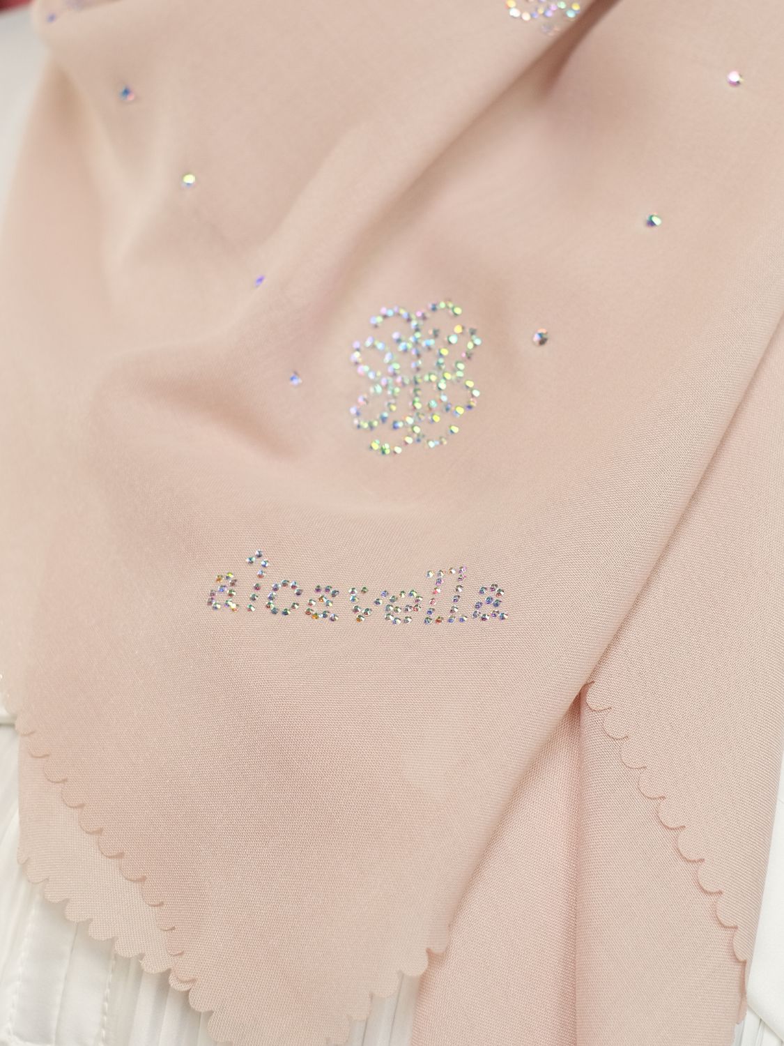 MONOGRAM KRISTAL SCARF - CREAM