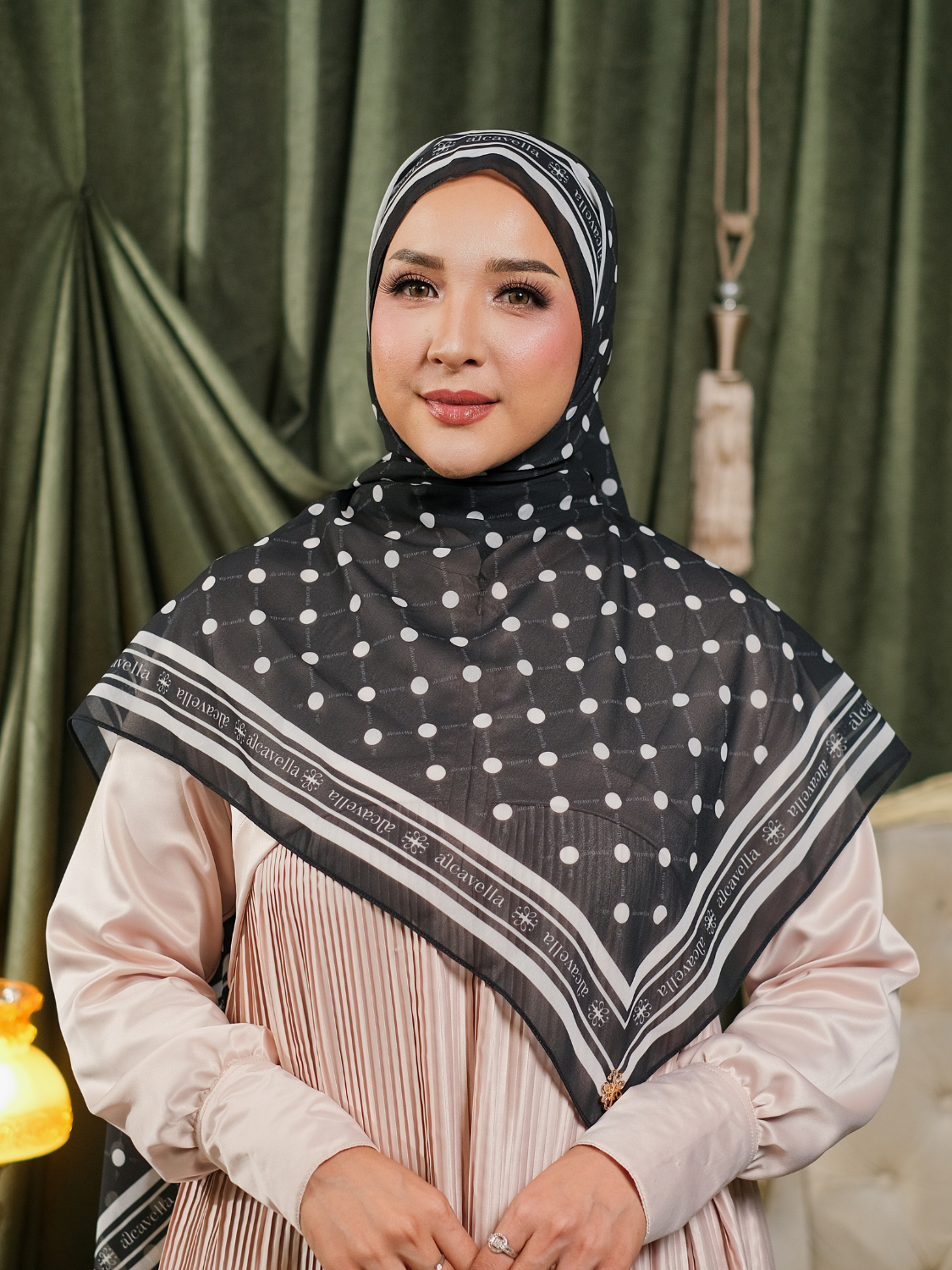 PASHMINA POLKA - BLACK
