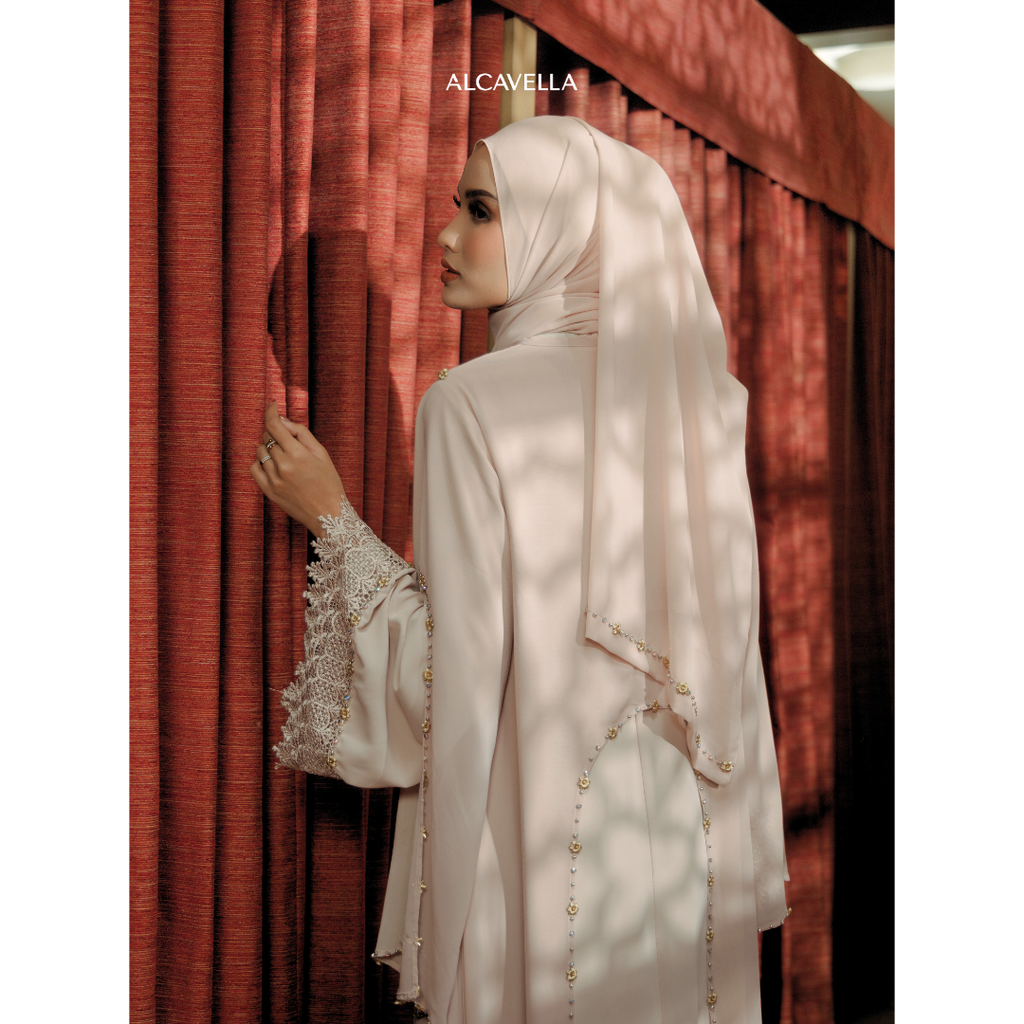 NOURA ABAYA - CREAM