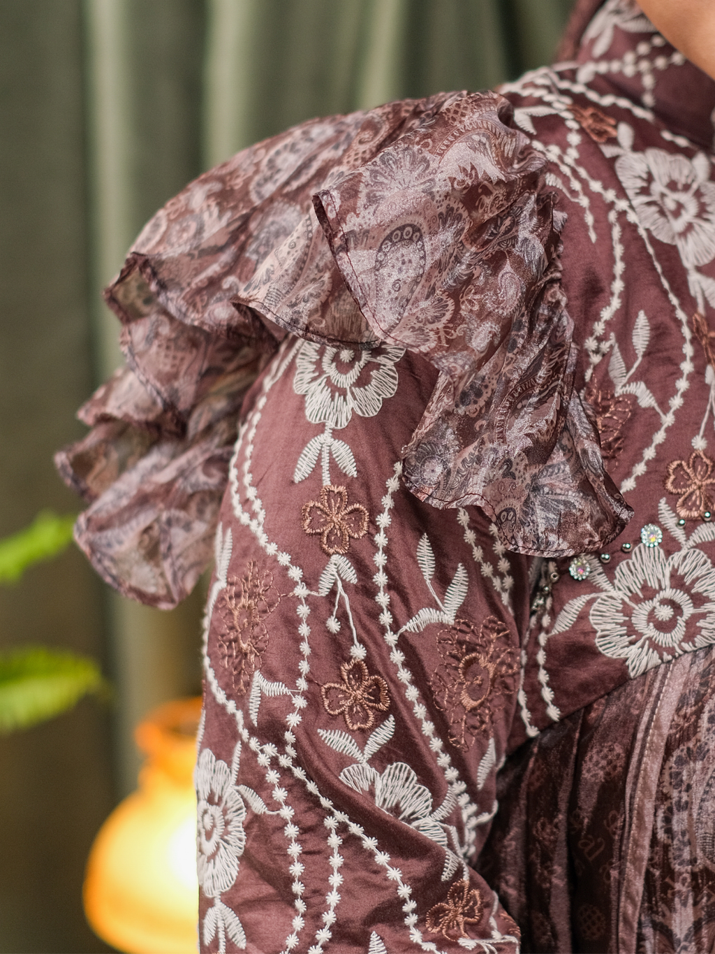 ZARELIA LACE DRESS - MAHOGANY