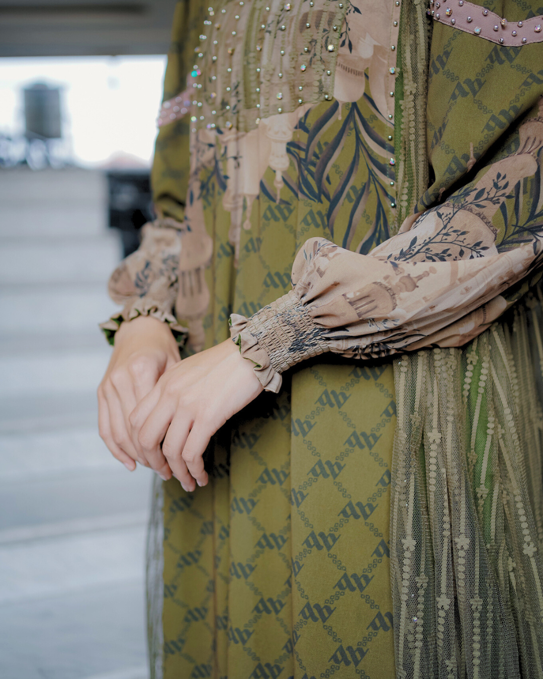 MAYESHA DRESS - OLIVE