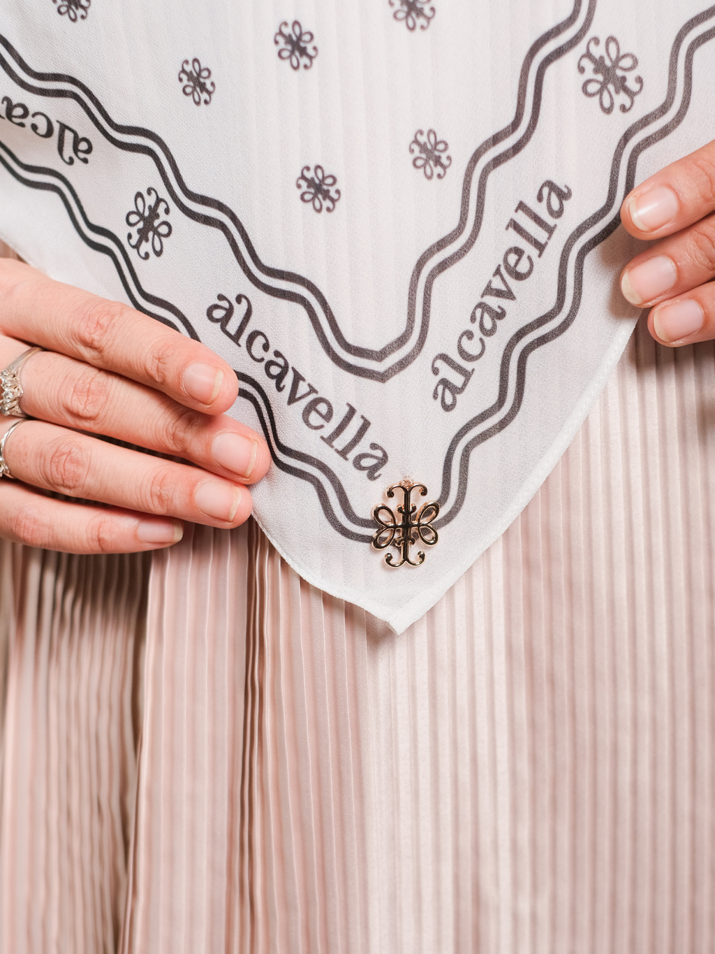 PASHMINA MONOGRAM - BROKENWHITE