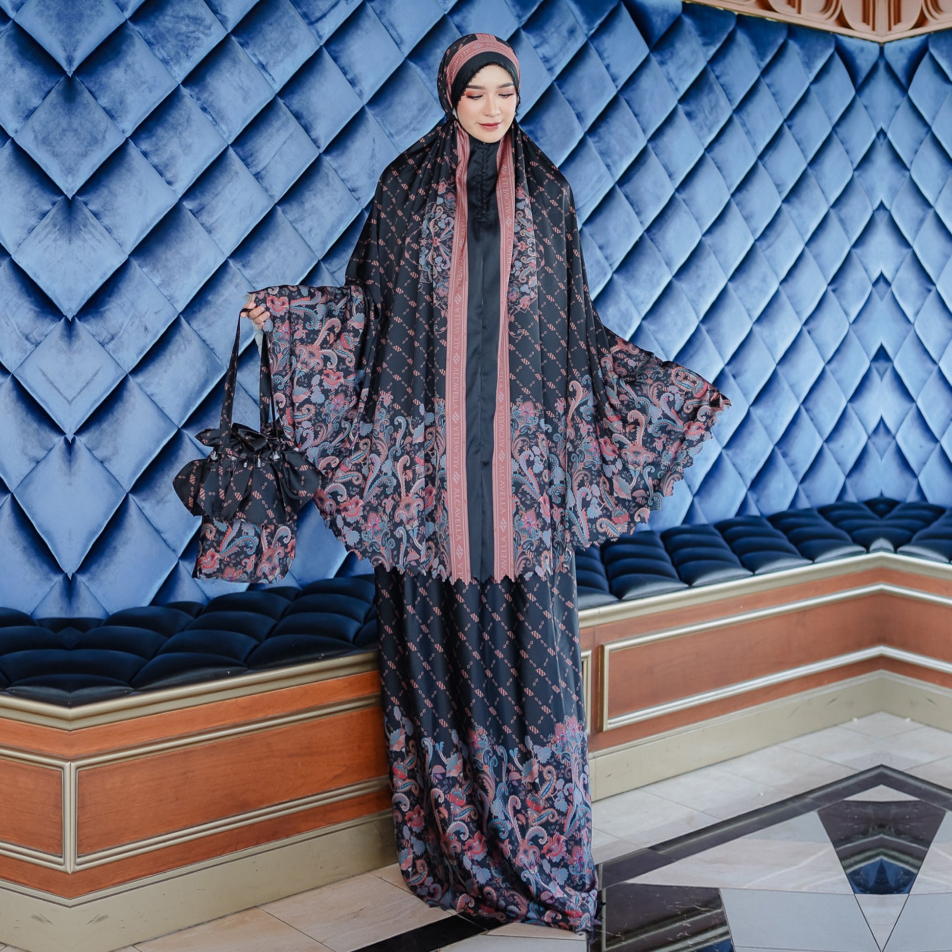 ZAURA MUKENA - BLACK