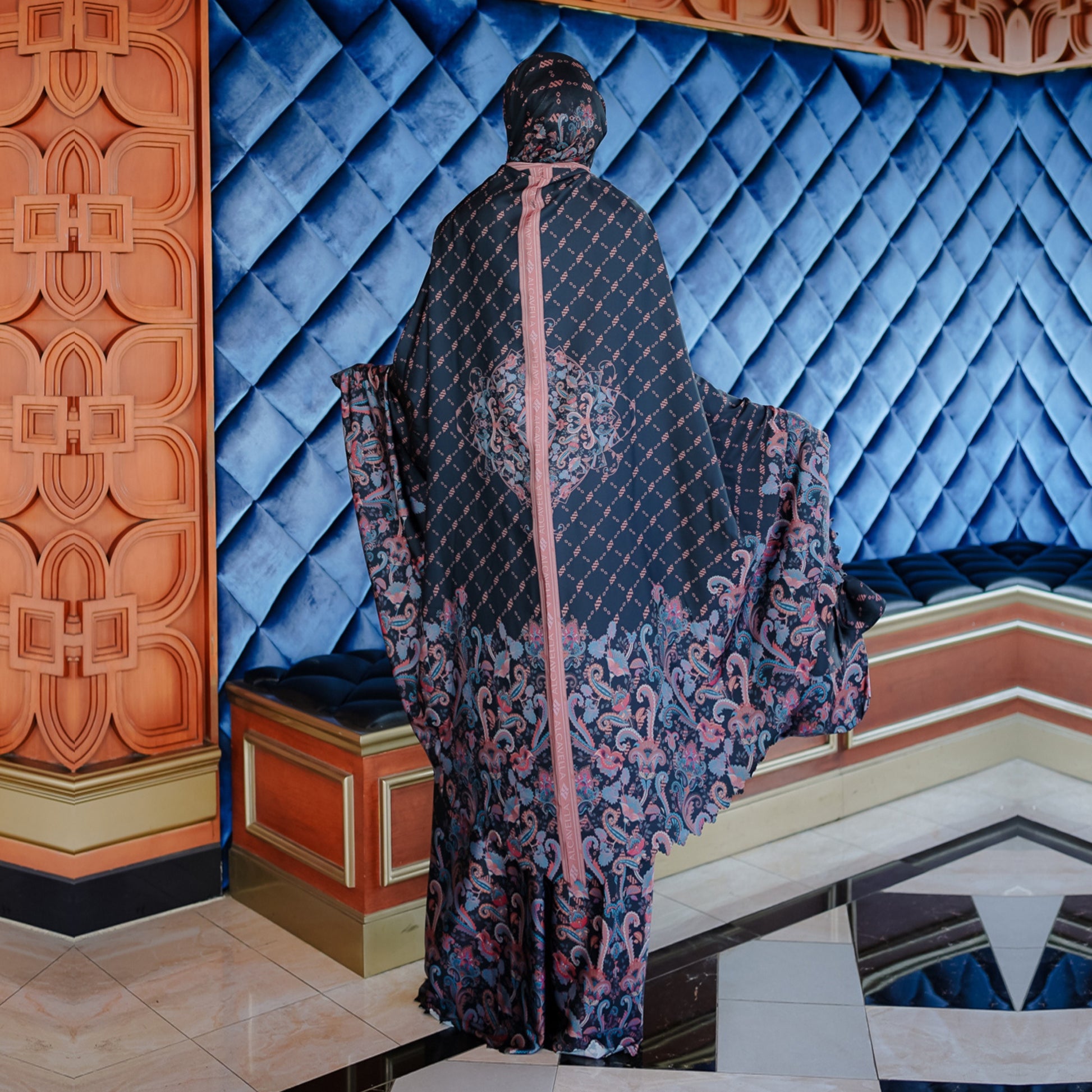 ZAURA MUKENA - BLACK