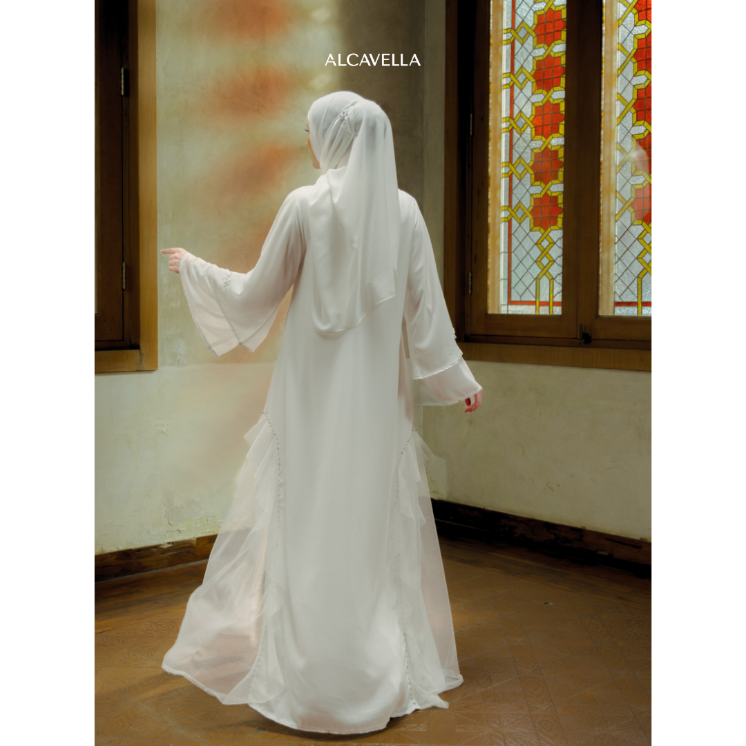 NADEEYA ABAYA - BROKENWHITE