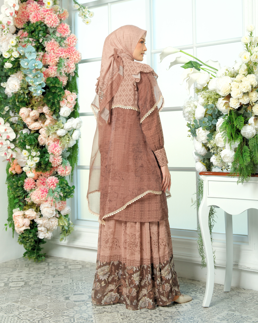 ELOURA DRESS - HAZEL MIST