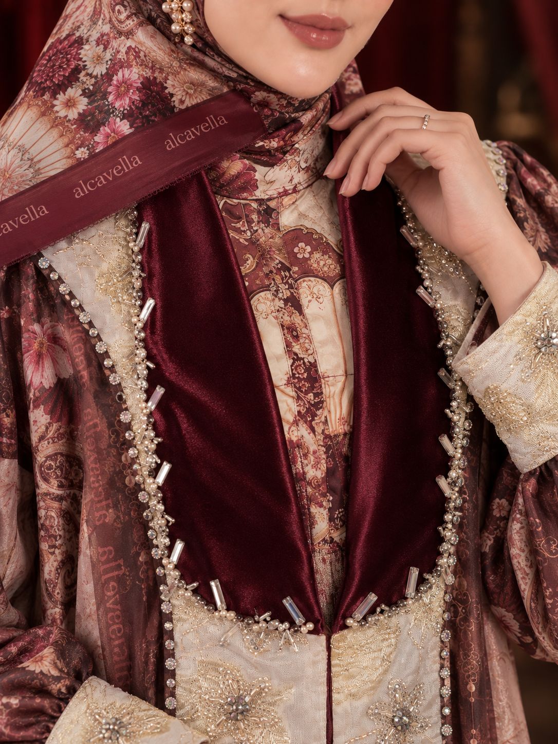 NAYRAA DRESS - MAROON