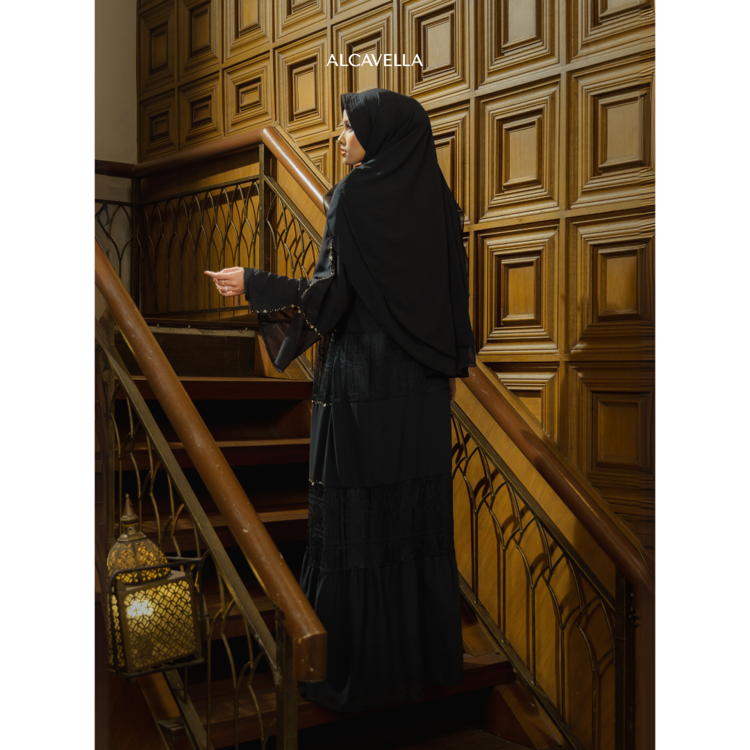 SHABEEA ABAYA - BLACK