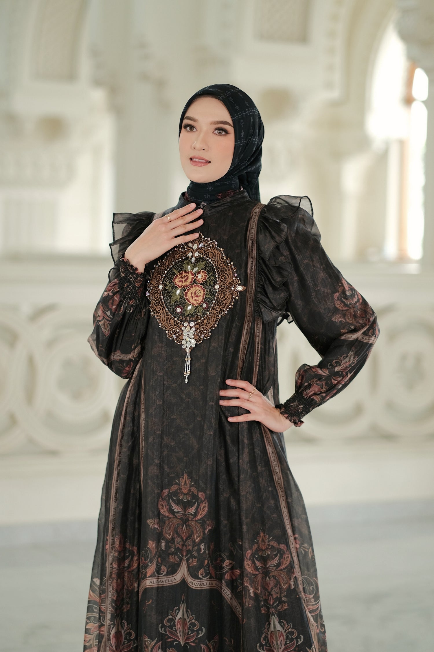 ELVARA DRESS - BLACK