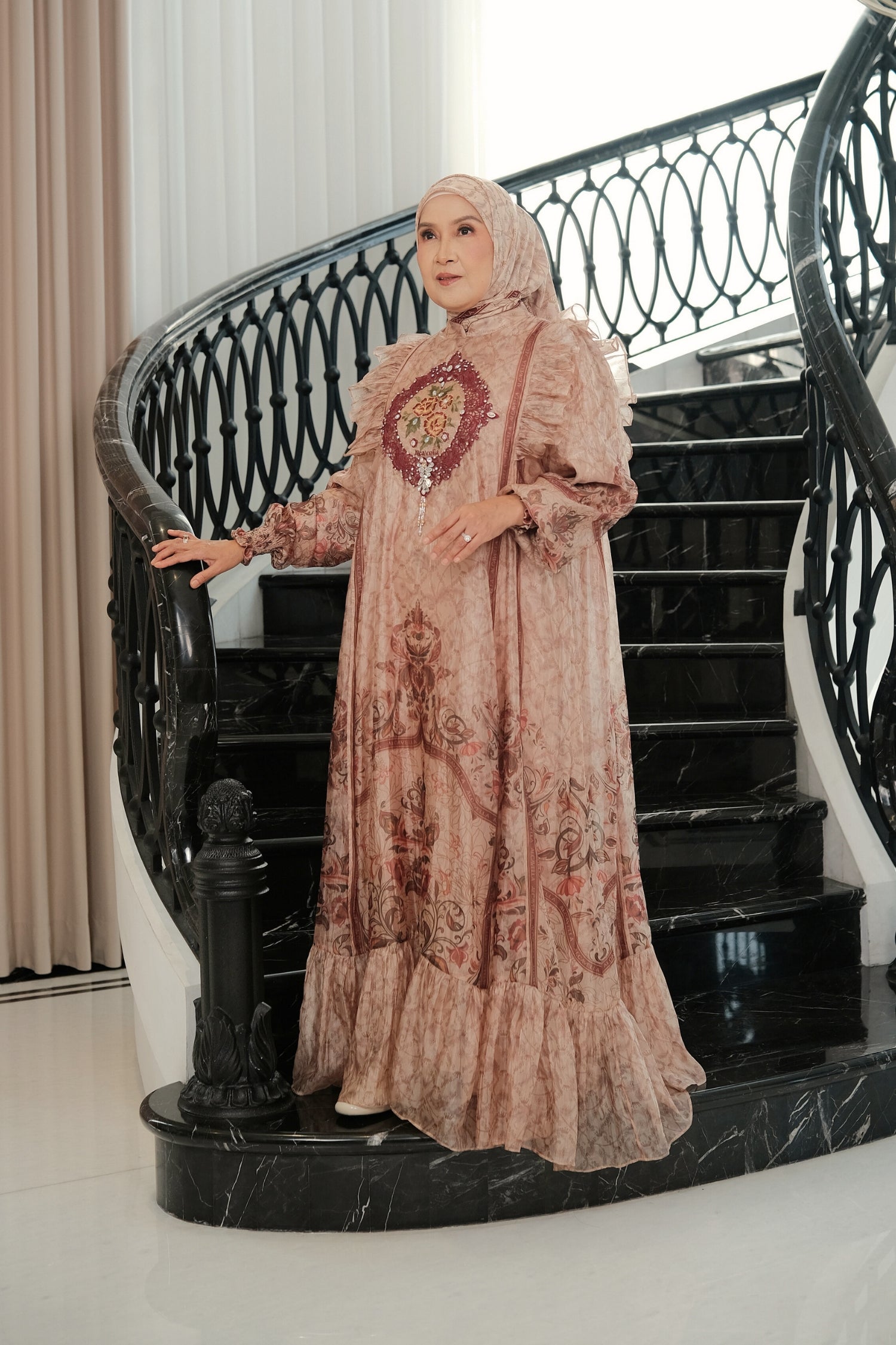 ELVARA DRESS - SOFT SAND