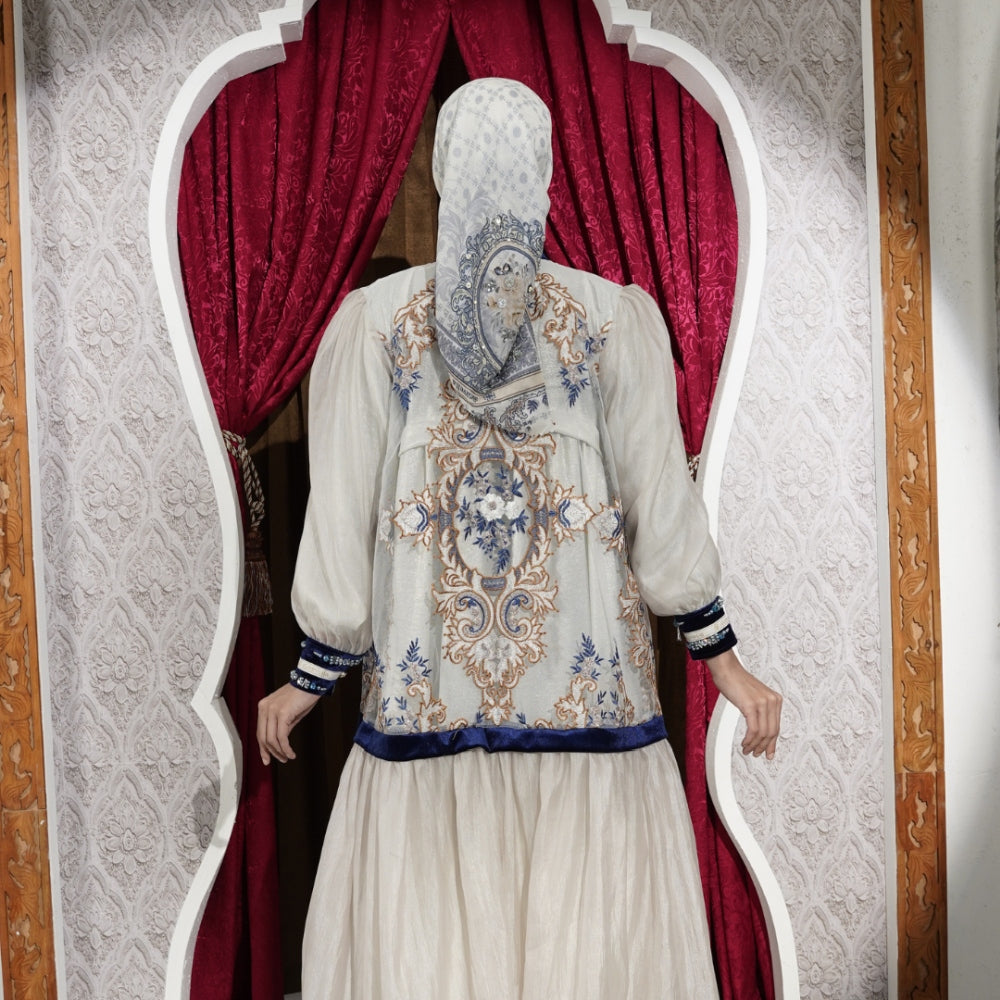 SORAYA KHAFIA DRESS - ROYAL WHITE