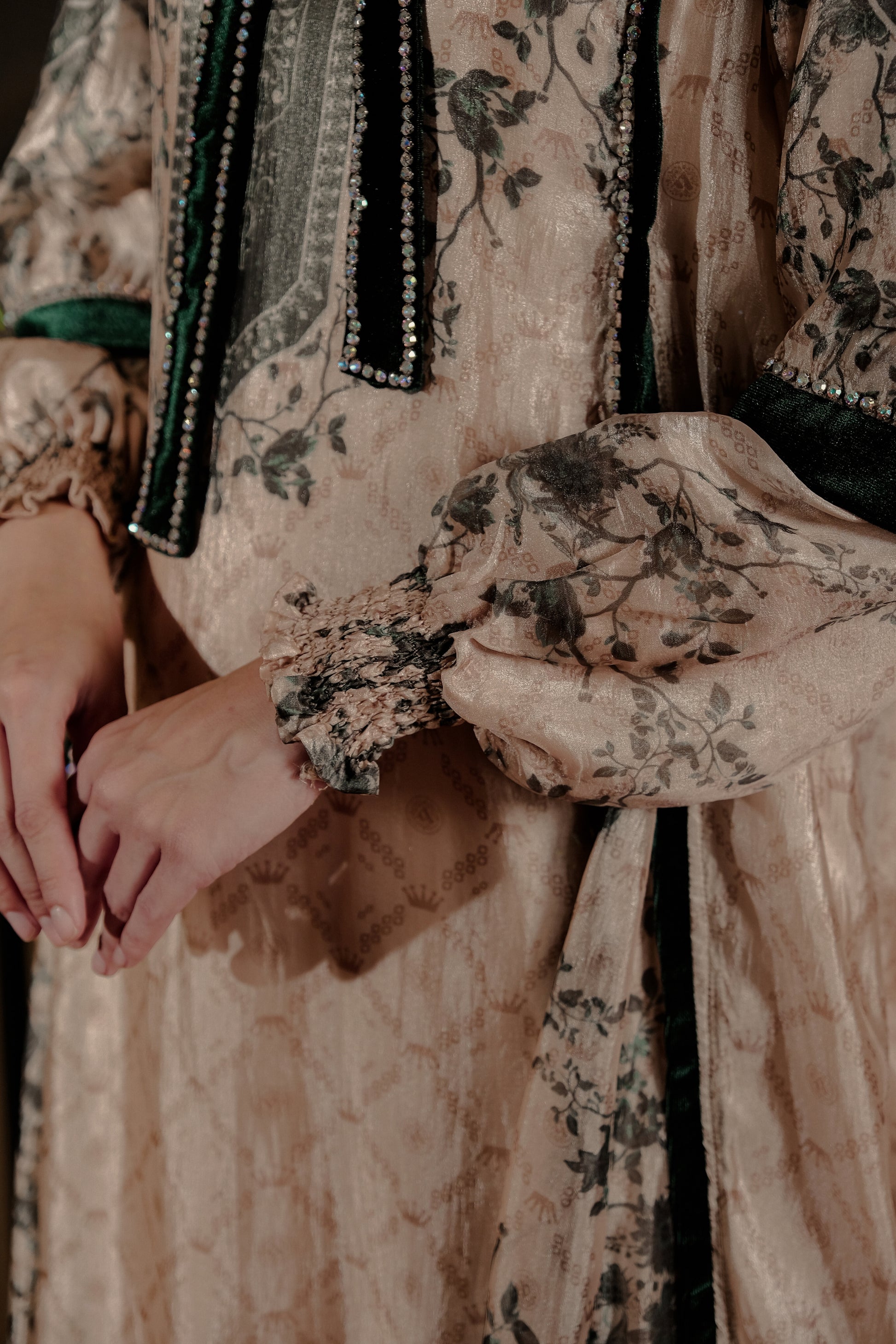 ZANEERA DRESS - EMERALD CREAM